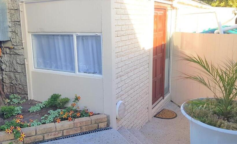 סוויטה משפחתית, Kelzane Self Catering