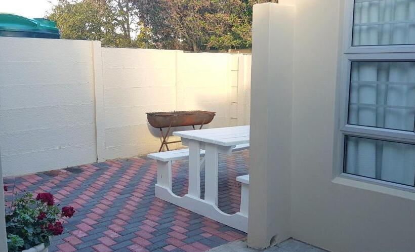 Family Suite, Kelzane Self Catering