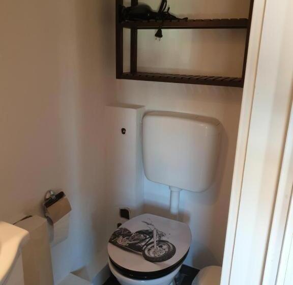 Standardrum, Pension Italia