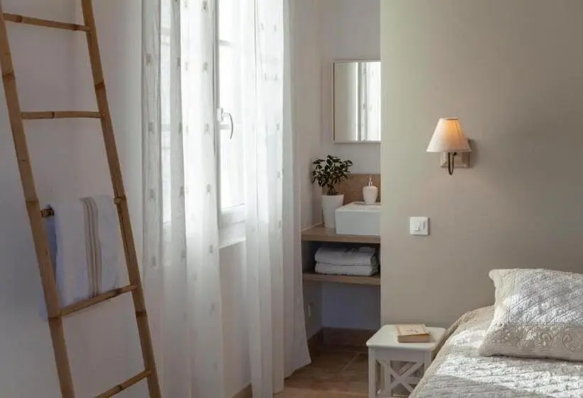 スタンダードルーム, Chambre D Hôtes Le Mirail