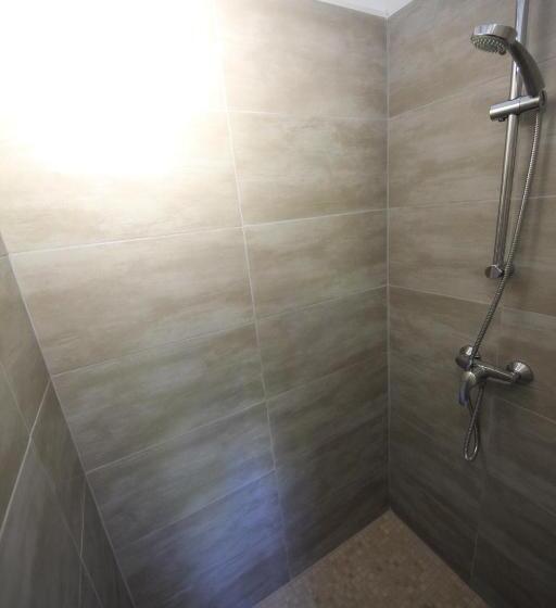 スタンダードトリプルルーム, Chambre D Hôtes Le Mirail