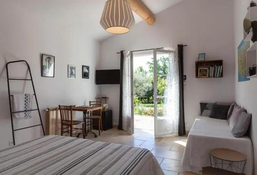 スタンダードトリプルルーム, Chambre D Hôtes Le Mirail