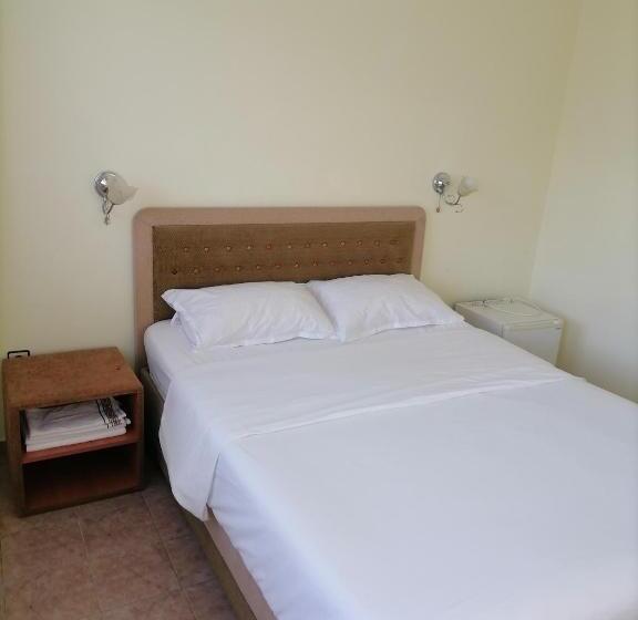 חדר סטנדרט עם טרסה, хотел сандим