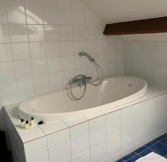 חדר משפחתי, Vorsen