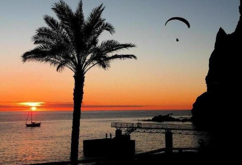 جناح ديلوكس مطل على البحر, Sunset Sea Breeze