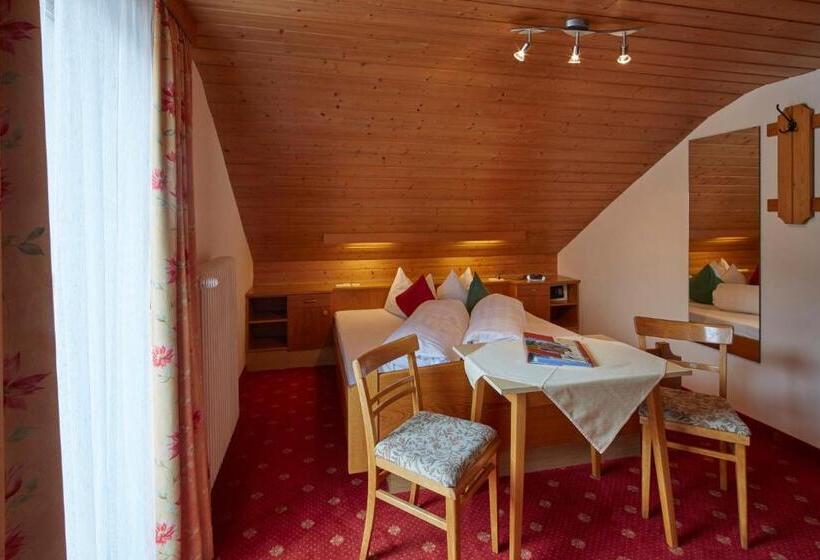 Номер Стандарт с Балконом, Das Apartment Rief Daheim Beim Wanderprofi Adults Only