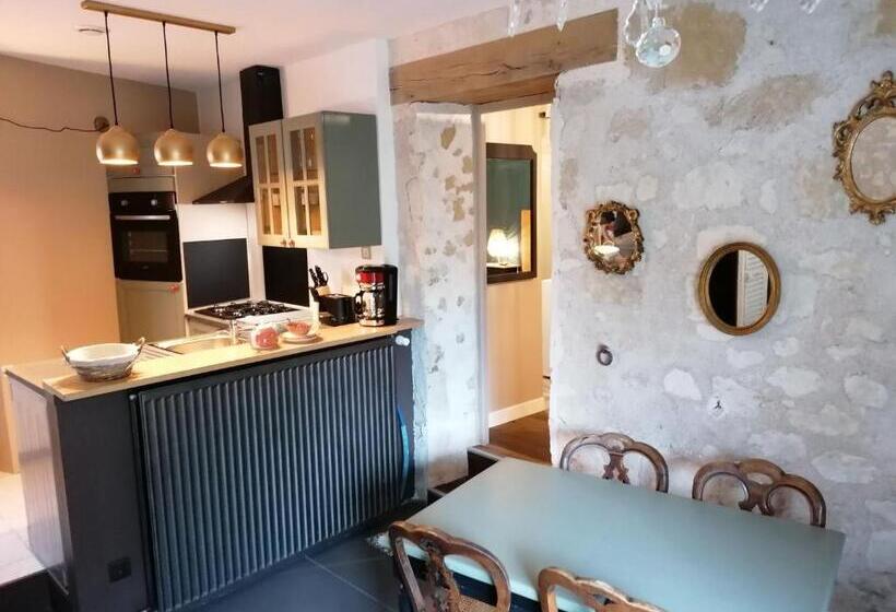 침실 1개 주택, Aquarelle