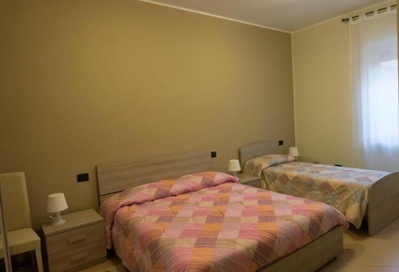 اتاق استاندارد چهار تخته, Il Viale