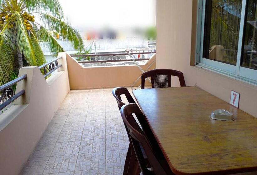 آپارتمان 1 خوابه, Centraville