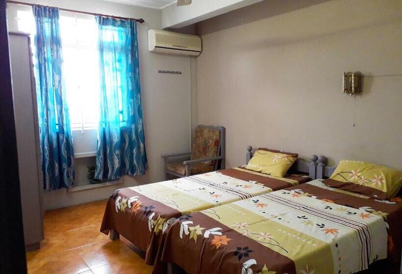 آپارتمان 1 خوابه, Centraville