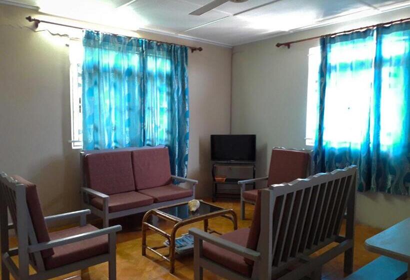 آپارتمان 1 خوابه, Centraville