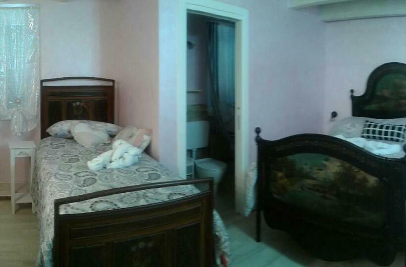 Pokój Standard Trzyosobowy, Agriturismo Nonni Devia