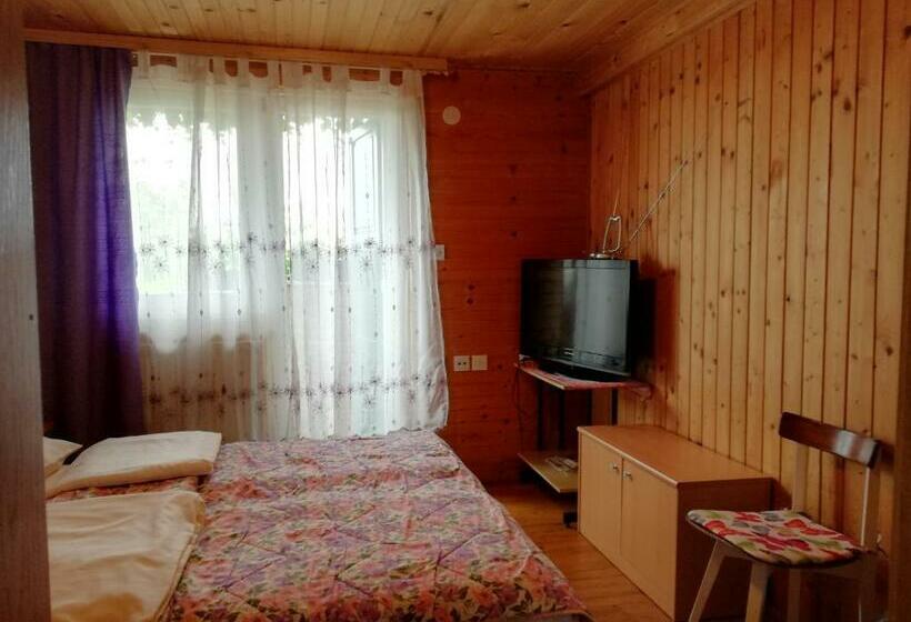 اتاق استاندارد با بالکن, Agroturism Jures