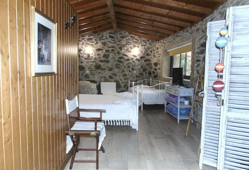 Номер Стандарт Вид на Озеро, Quinta Da Chouza Agroturismo E Enoturismo