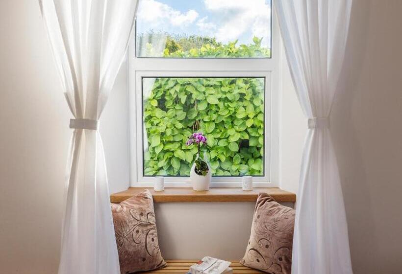 آپارتمان 1 خوابه, Rockleigh Place