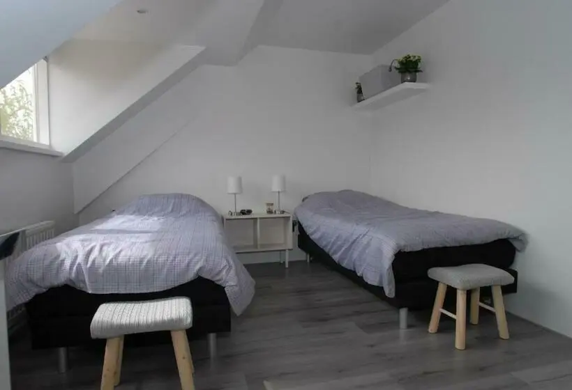 スタンダードルーム, B&b De Kaagse Boer