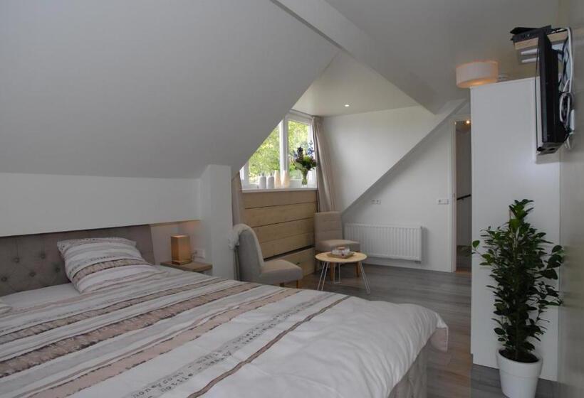 스탠다드 트리플 룸, B&b De Kaagse Boer