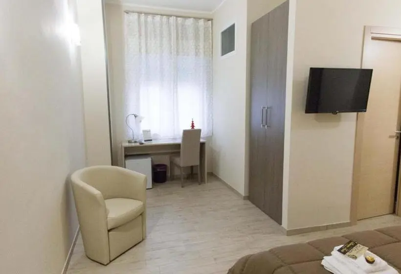 スタンダードルーム, B&b Del Corso