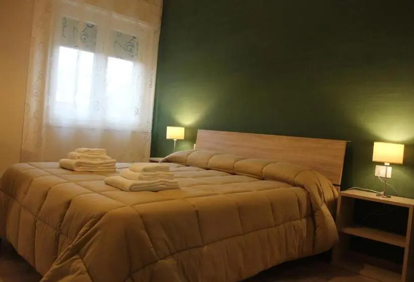 デラックスの4人部屋, B&b Del Corso