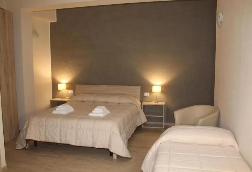 コンフォートトリプルルーム, B&b Del Corso