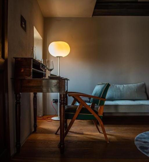 キングサイズベッドのスタンダードルーム, Boutique Hotel Al Palazzo Rosso