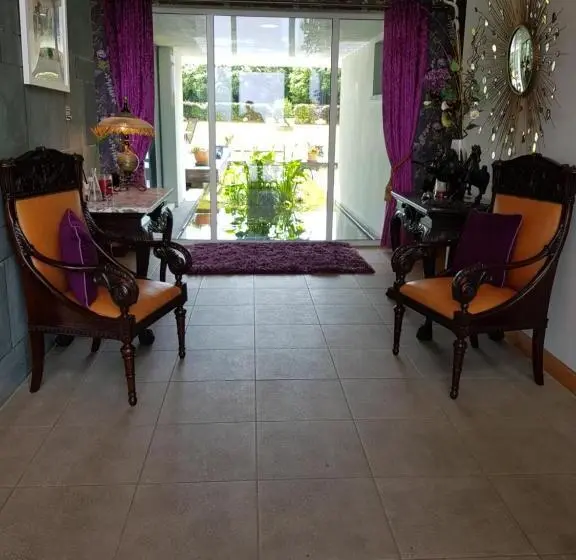 Deluxe-huone Parveke, Hazelwood Country House