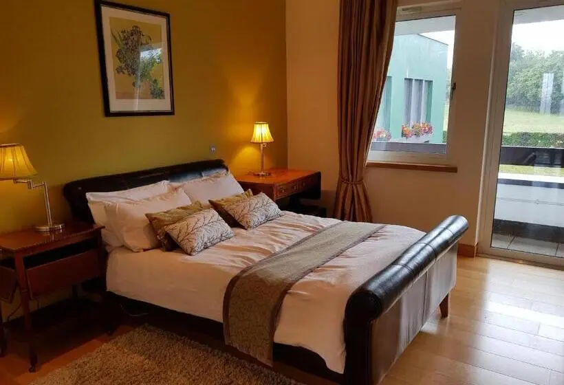 Deluxe-huone Parveke, Hazelwood Country House