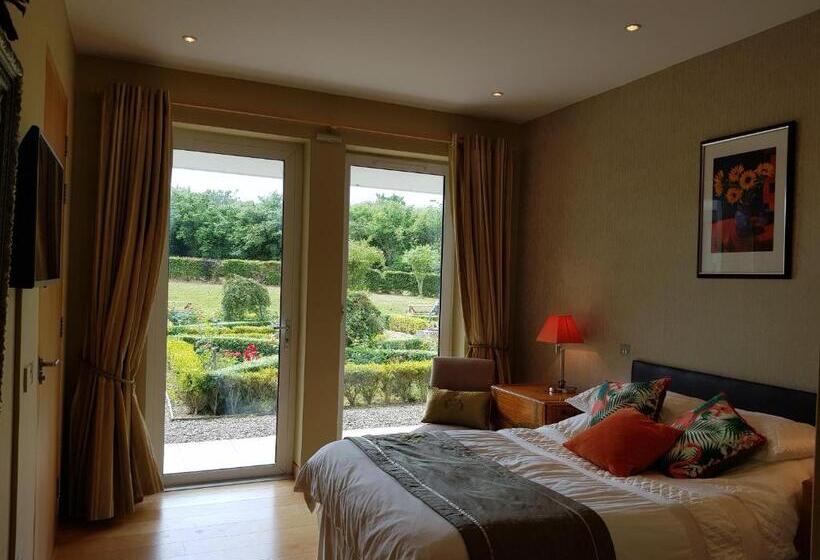 디럭스 룸, Hazelwood Country House