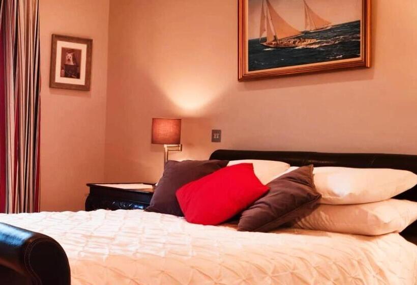 스탠다드 발코니 룸, Hazelwood Country House