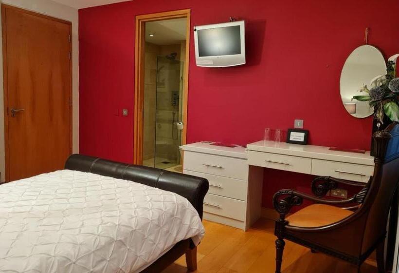 스탠다드 발코니 룸, Hazelwood Country House