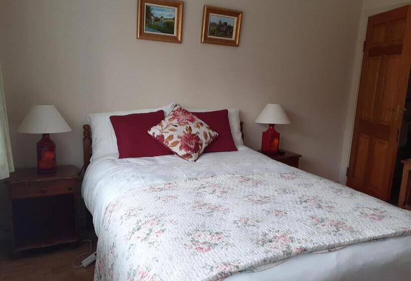 Номер Стандарт, Conways B&b