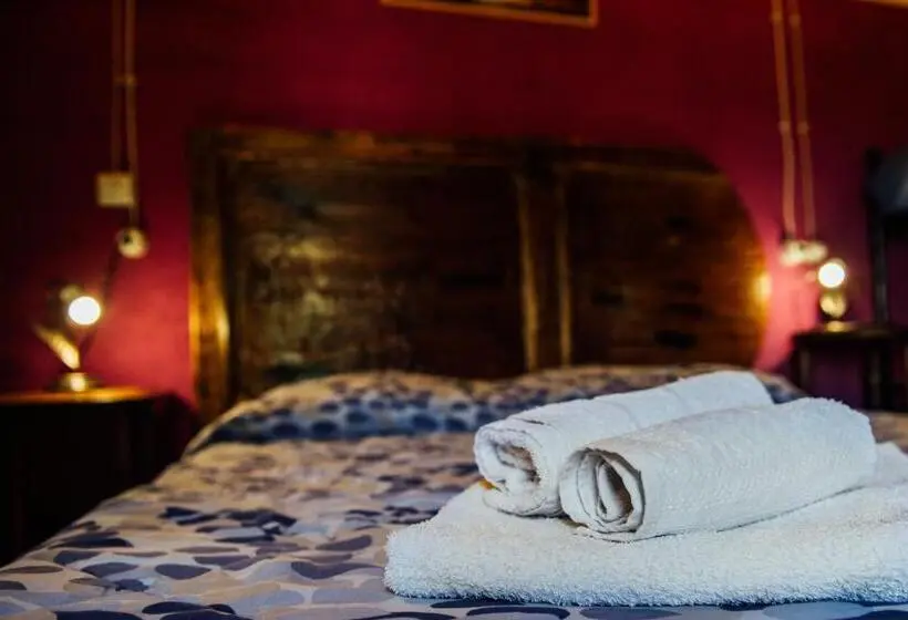 スタンダードスタジオ, Agriturismo Il Noce