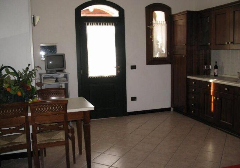 带1个卧室带泳池的公寓, Agriturismo La Vigna