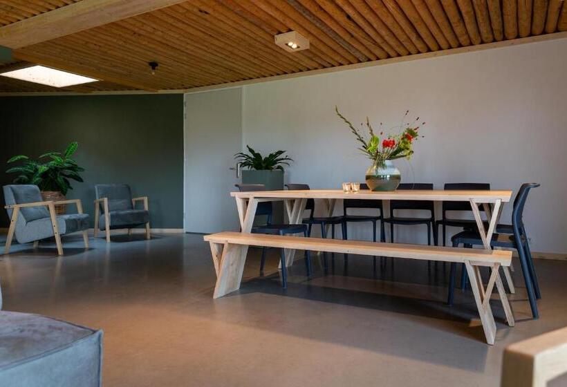 침실 1개 주택, Koe In De Kost