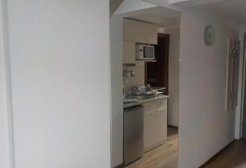 コンフォートトリプルルーム, Casa Dora