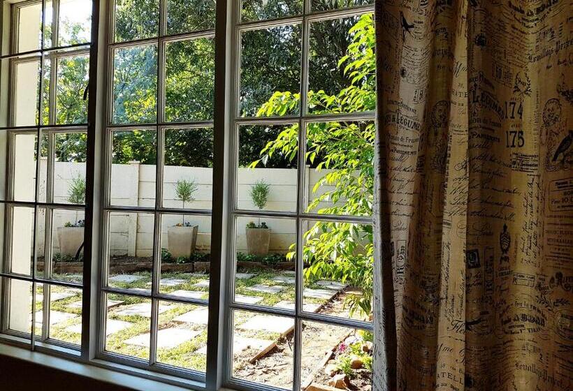 اتاق لوکس, Cottage Guesthouse