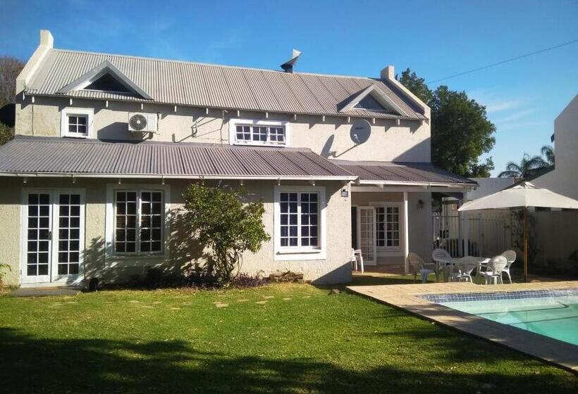 디럭스 룸, Cottage Guesthouse