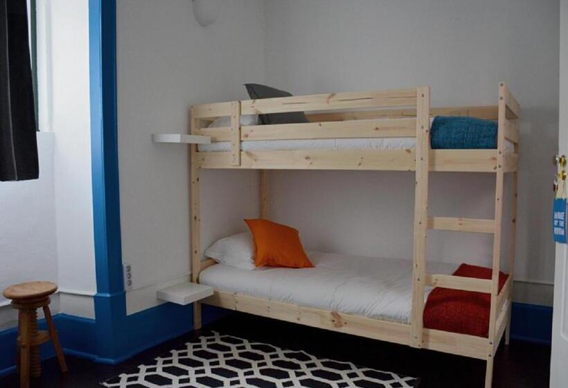 غرفة قياسية, Ponto De Abrigo