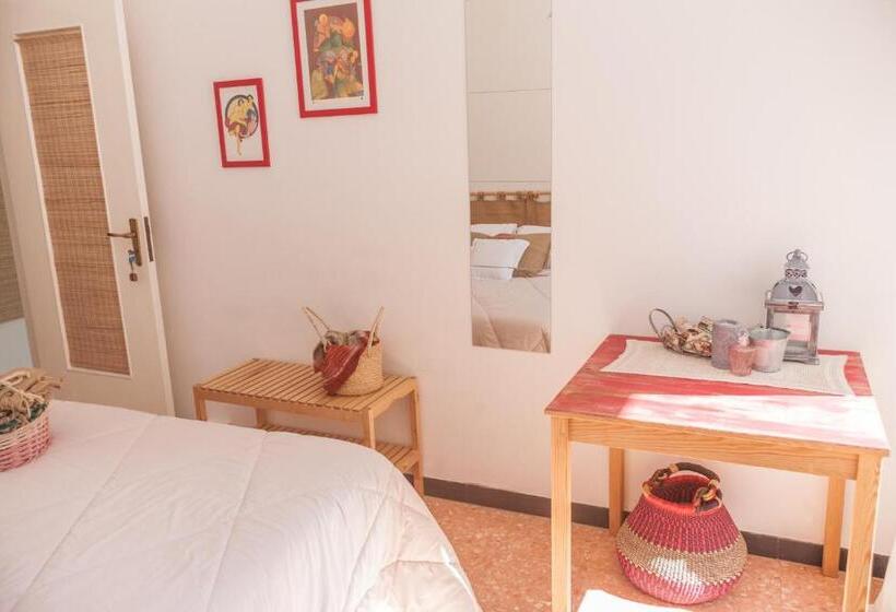 غرفة قياسية مزوَّدة بتراس, Primo Piano