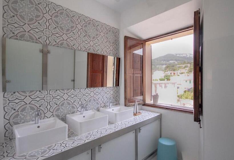 バス共有のスタンダードルーム, Sa Fita Backpackers   Albergue Juvenil