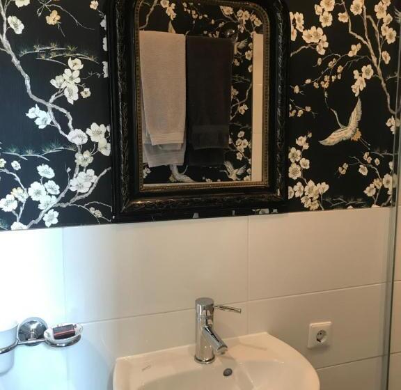 اتاق استاندارد, Bed & Breakfast Diemerbrug