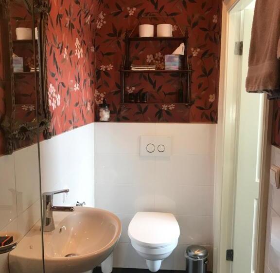 اتاق استاندارد, Bed & Breakfast Diemerbrug