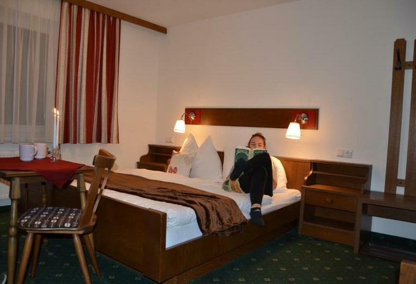 חדר סטנדרט לשלושה, Haus Bergland