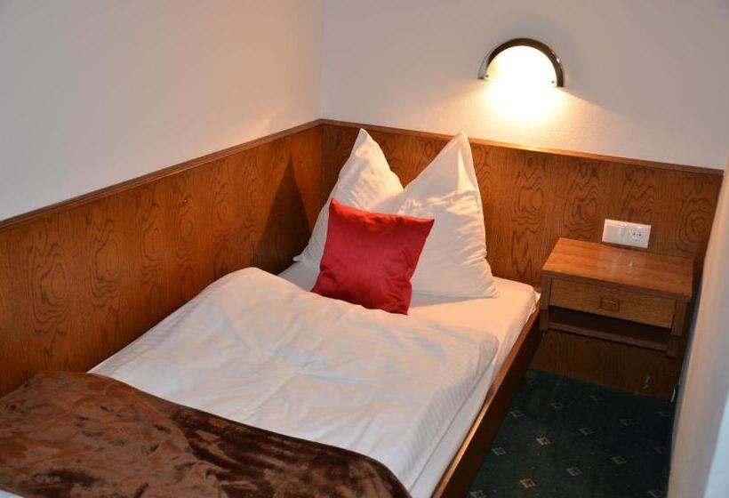 חדר יחיד בסיסי, Haus Bergland