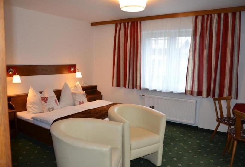 חדר סטנדרט עם מרפסת, Haus Bergland