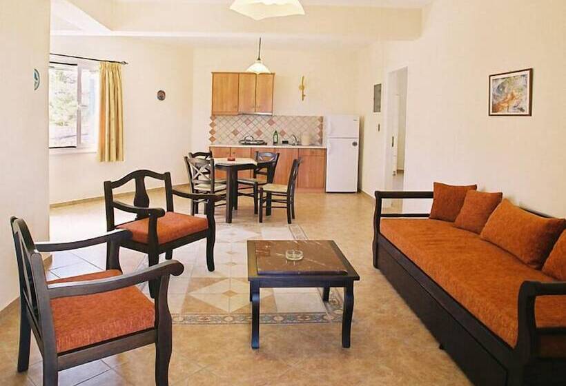 带1个卧室的高级公寓, Akti Aegeou