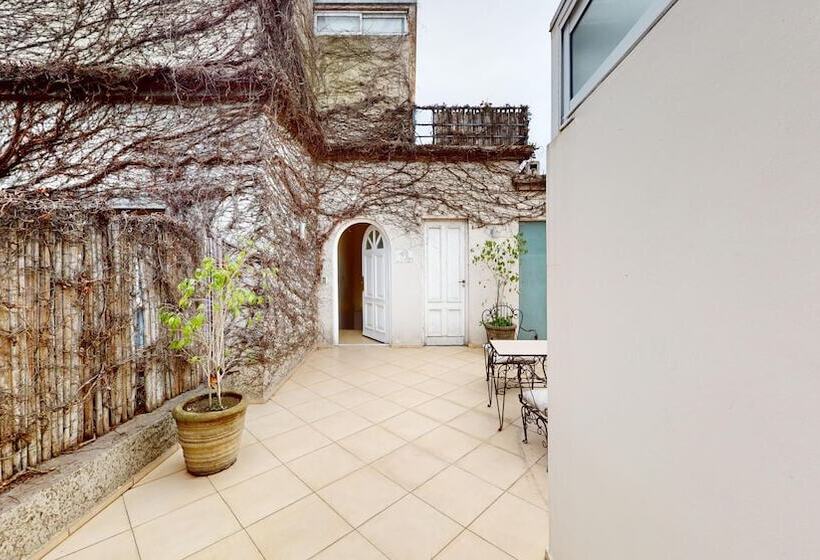 سوییت, Bens L Hôtel Palermo