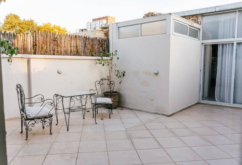 سوییت, Bens L Hôtel Palermo