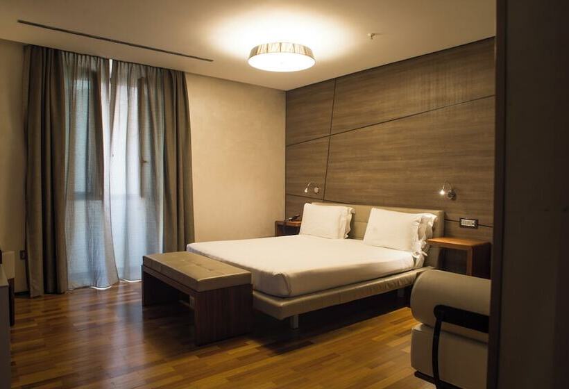 חדר דלוקס, Divina Luxury