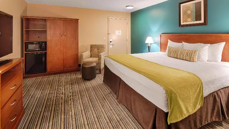 سوئیت با تخت بزرگ, Best Western Plus Traverse City